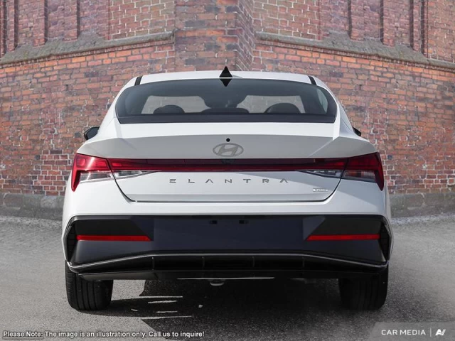 Hyundai Elantra Hybrid Luxury DCT 2025