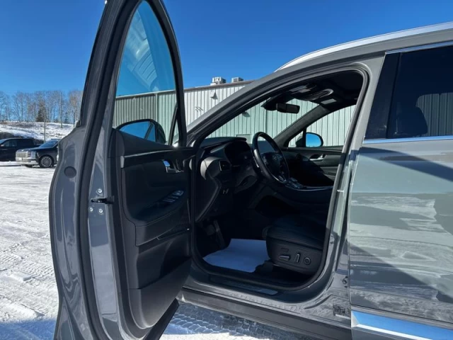 Hyundai Santa Fe Ultimate Calligraphy AWD 2023