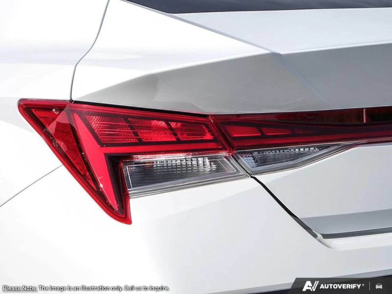 2025 Hyundai Elantra Luxury IVT Main Image