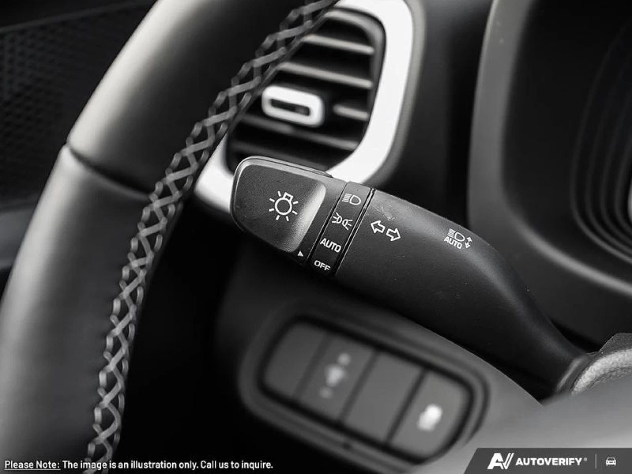 2025 Hyundai Venue Ultimate IVT w/Black Interior Main Image