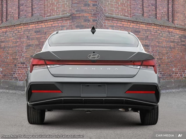 Hyundai Elantra Preferred 2025