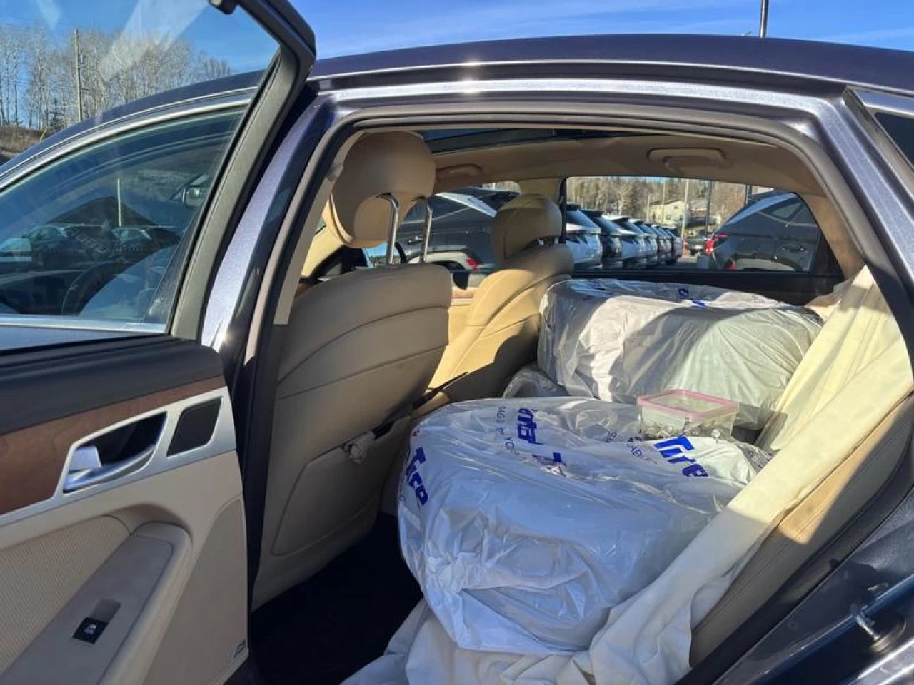 2015 Hyundai Genesis Sedan GENESIS Main Image