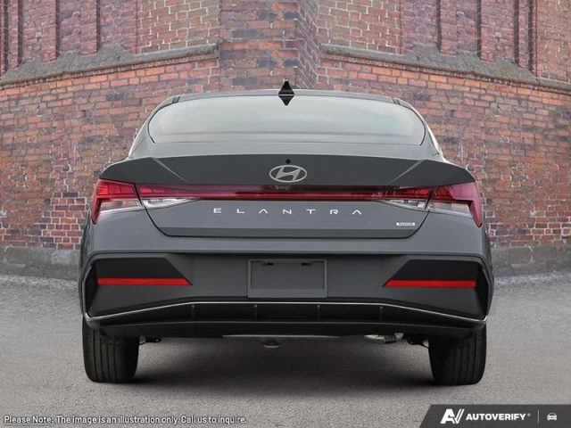 Hyundai Elantra Hybrid Luxury 2026