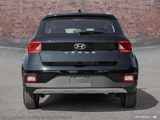 Hyundai Venue Preferred IVT 2025