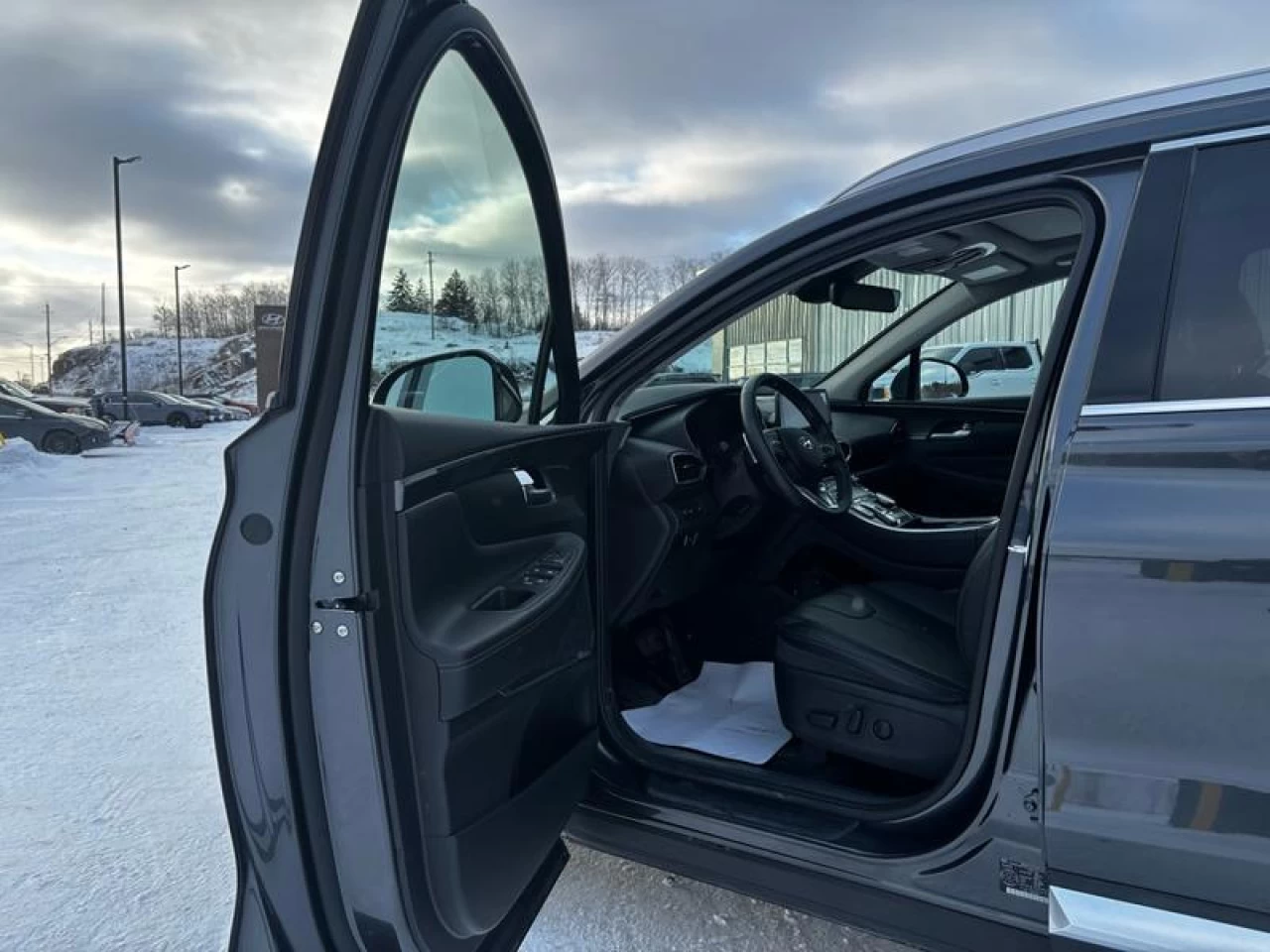 2023 Hyundai Santa Fe Preferred AWD w/Trend Package Main Image