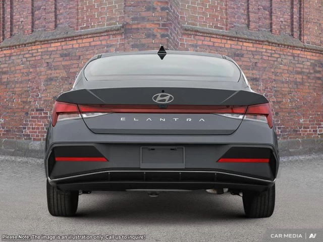 Hyundai Elantra Preferred 2025
