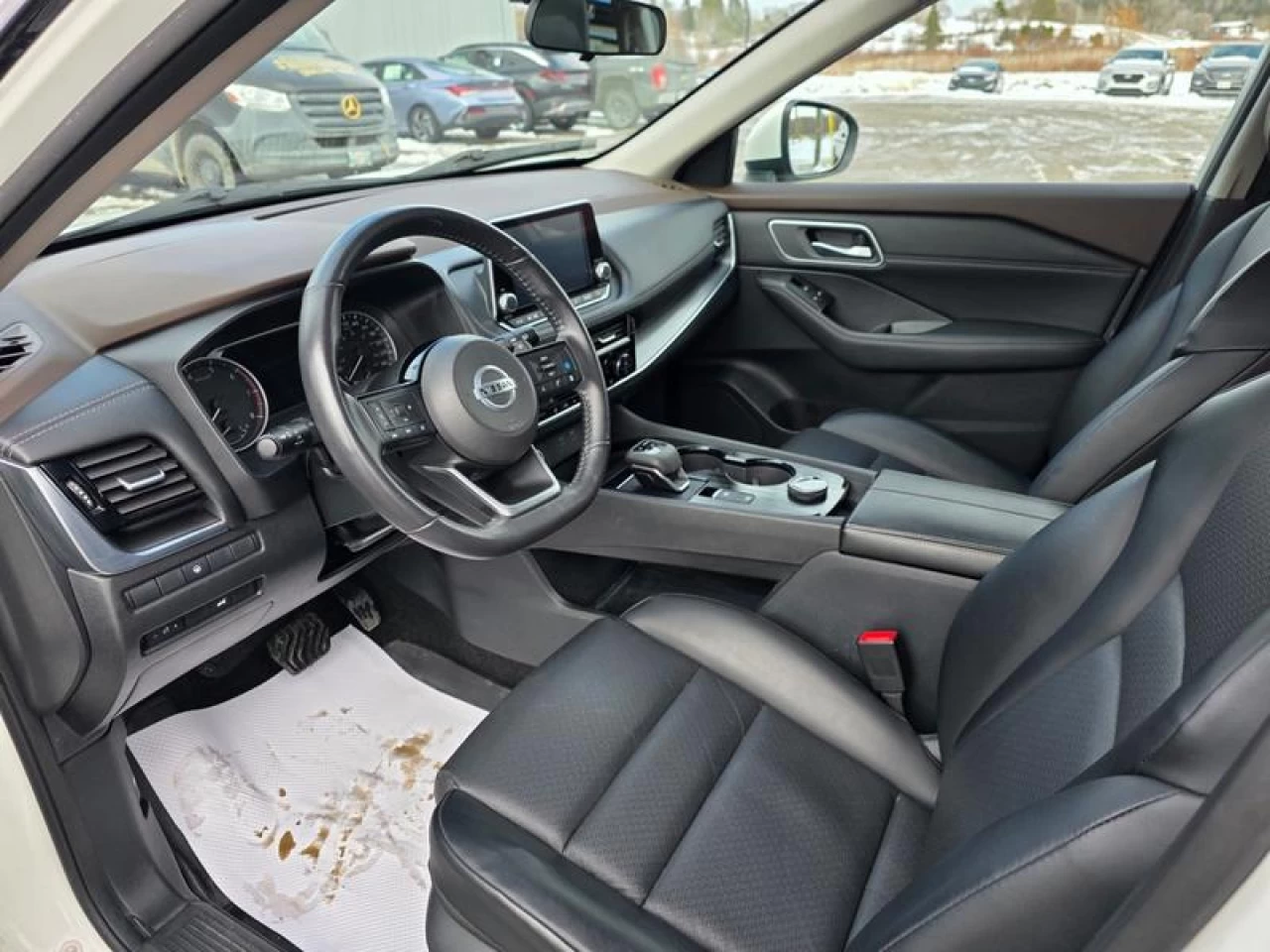 2021 Nissan Rogue S/SL/SV Main Image