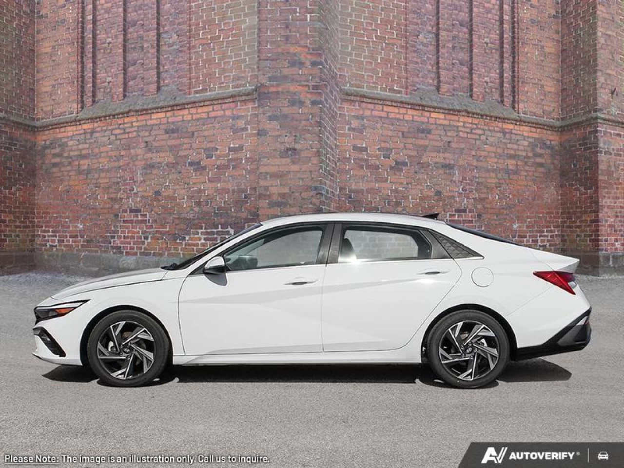 2025 Hyundai Elantra Luxury IVT Main Image