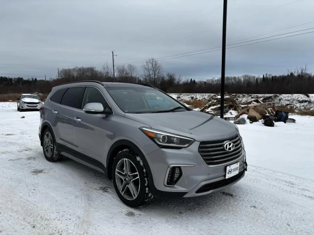 Hyundai Santa Fe XL Limited with 7 seats 2017