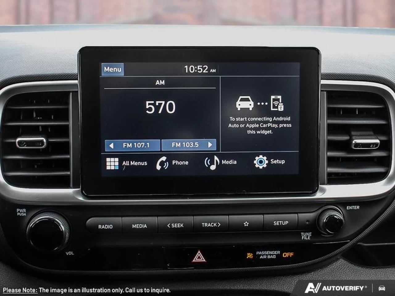 2025 Hyundai Venue Essential IVT w/Two-Tone Main Image