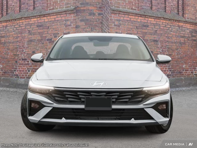 Hyundai Elantra Essential 2025