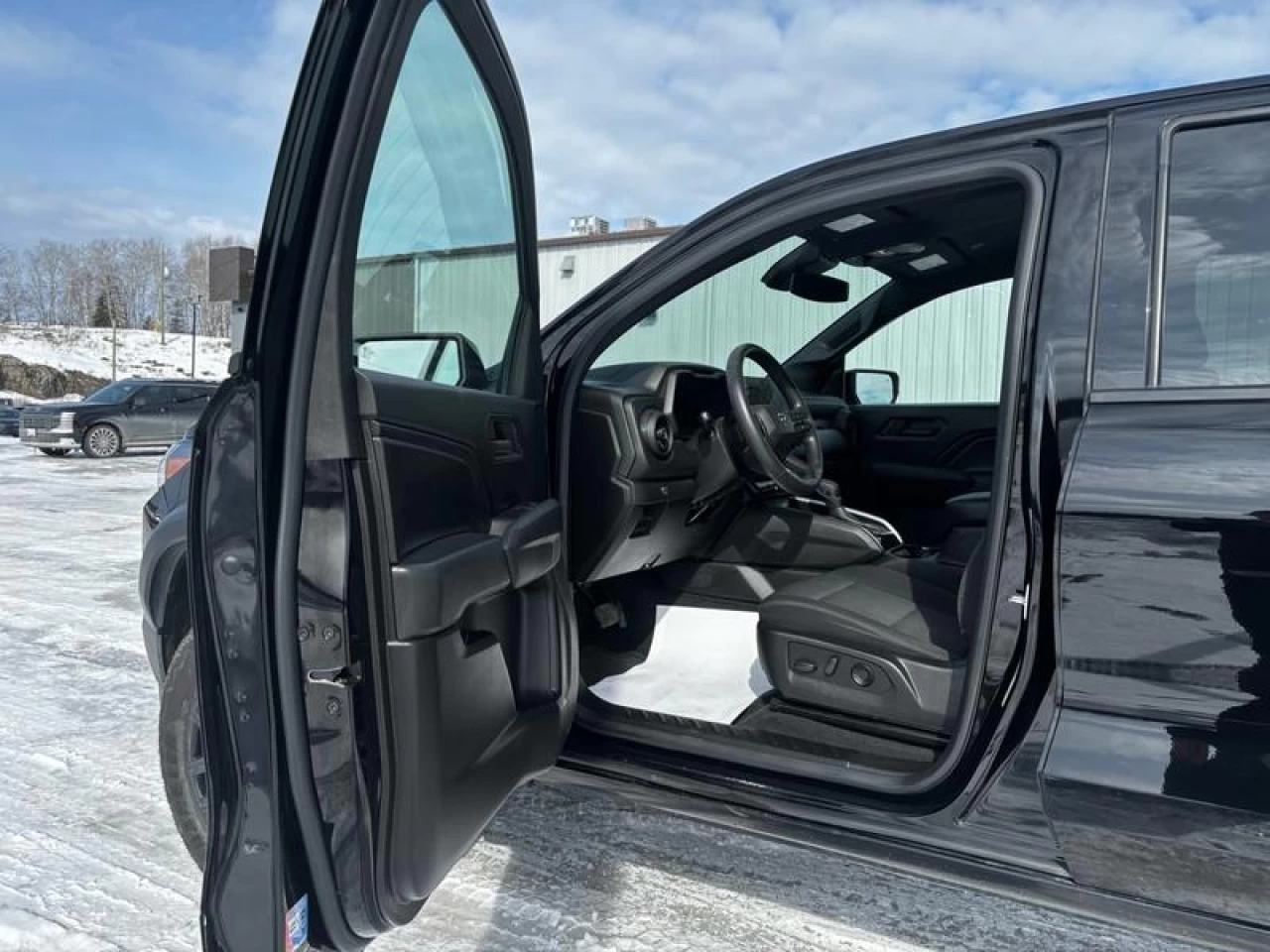 2023 Chevrolet Colorado Trail Boss Main Image