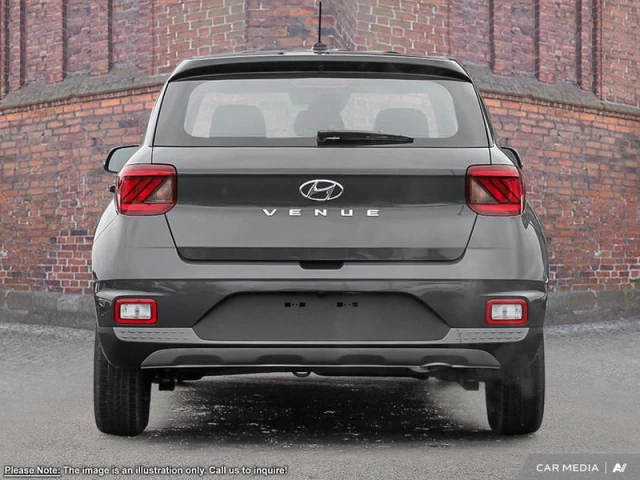 Hyundai Venue Essential IVT w/Two-Tone 2025