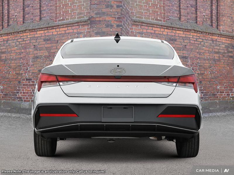2025 Hyundai Elantra Essential Main Image