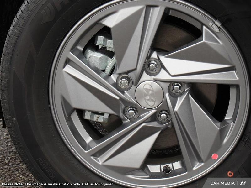 2025 Hyundai Elantra Essential Main Image