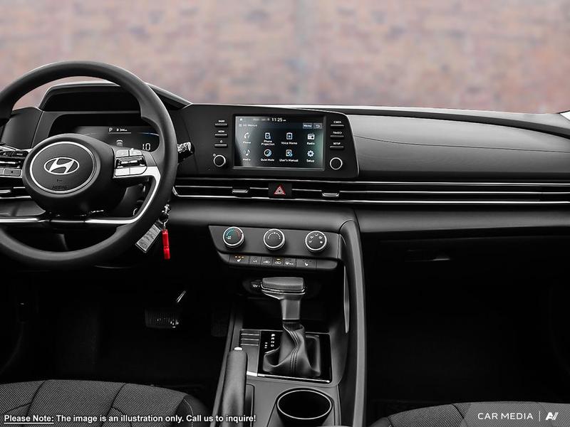 2025 Hyundai Elantra Essential Main Image