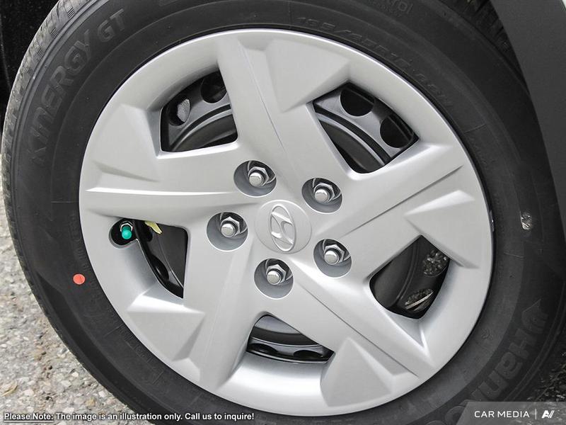2025 Hyundai Venue Essential IVT Main Image