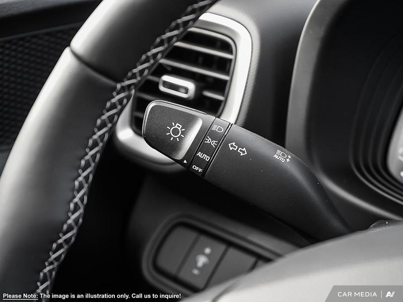 2025 Hyundai Venue Essential IVT Main Image