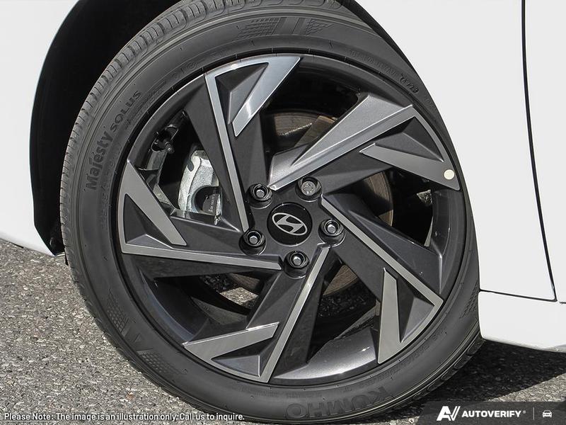 2025 Hyundai Elantra Luxury IVT Main Image