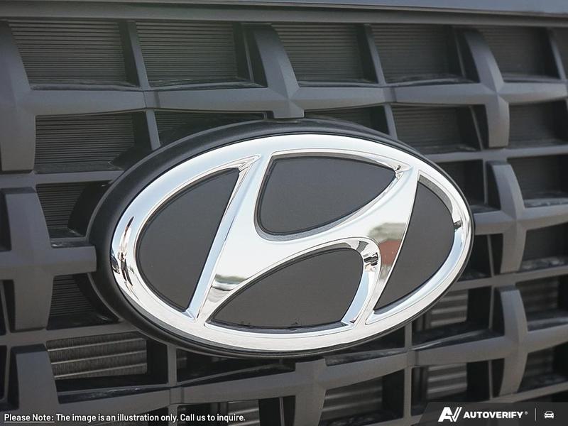 2025 Hyundai Venue Preferred IVT Main Image