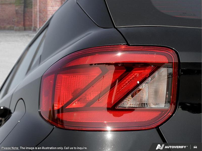 2025 Hyundai Venue Preferred IVT Main Image