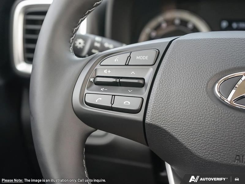 2025 Hyundai Venue Preferred IVT Main Image