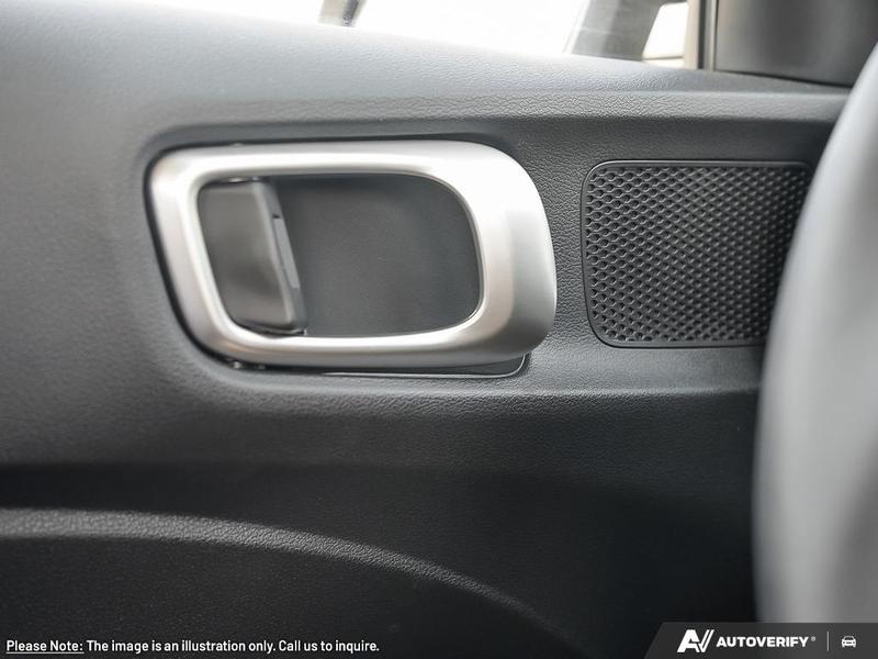 2025 Hyundai Venue Preferred IVT Main Image