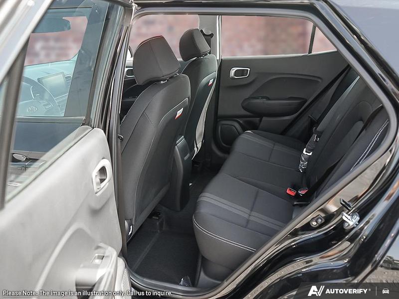 2025 Hyundai Venue Preferred IVT Main Image