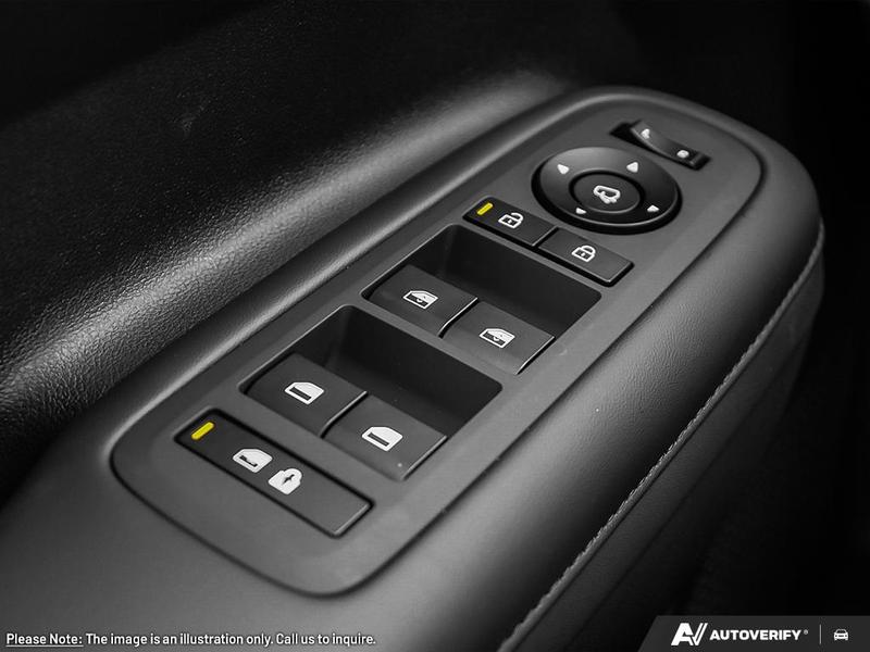 2025 Hyundai Santa Fe XRT Main Image