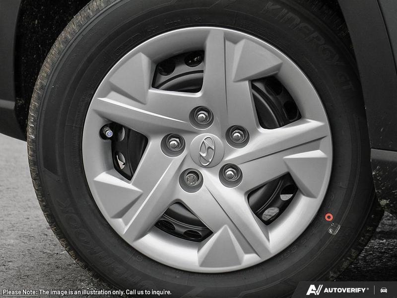 2025 Hyundai Venue Essential IVT w/Two-Tone Main Image