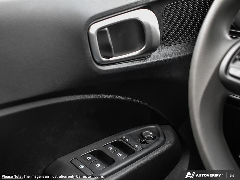 2025 Hyundai Venue Essential IVT w/Two-Tone Main Image