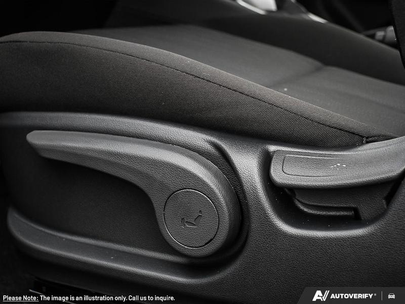 2025 Hyundai Venue Essential IVT w/Two-Tone Main Image