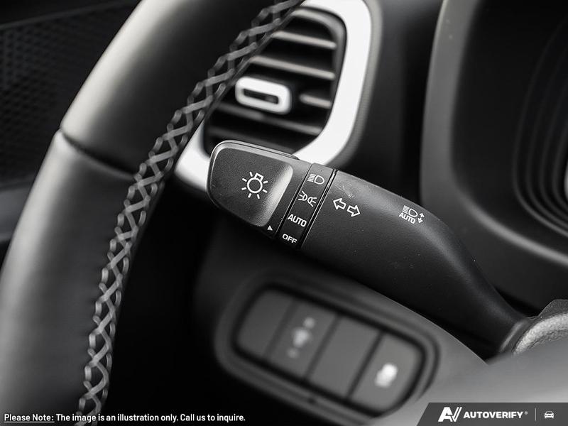 2025 Hyundai Venue Ultimate IVT w/Black Interior Main Image